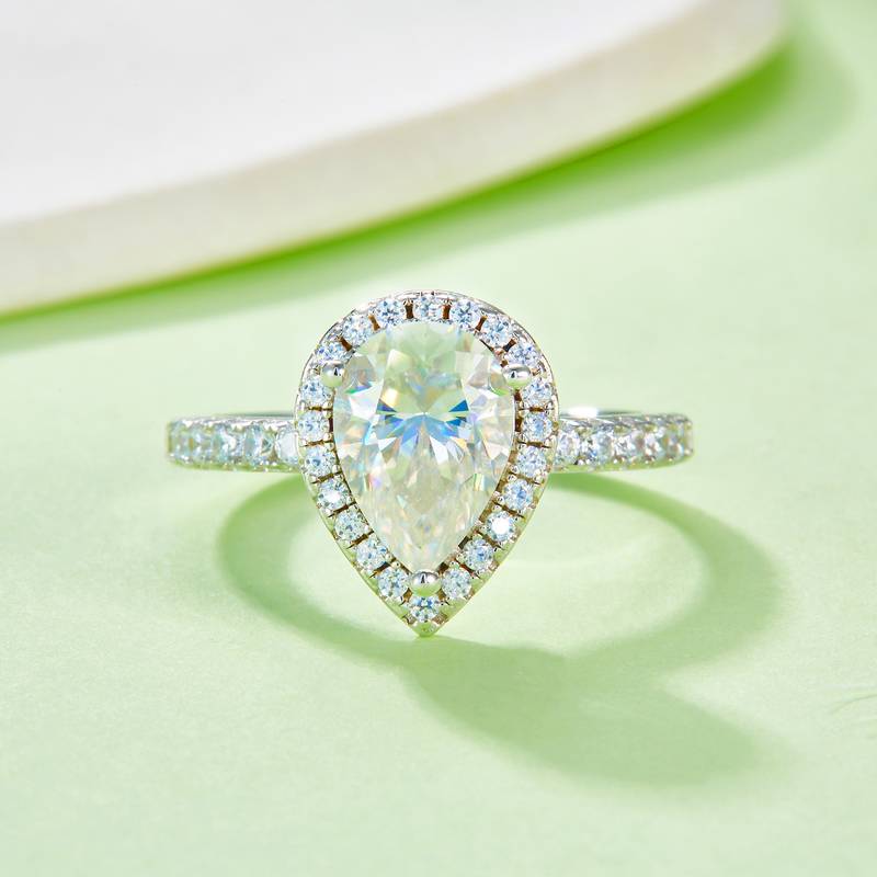 Affordable Luxury梨形S925银镀白金MoissaniteWomen's Ring2.0ctD级
